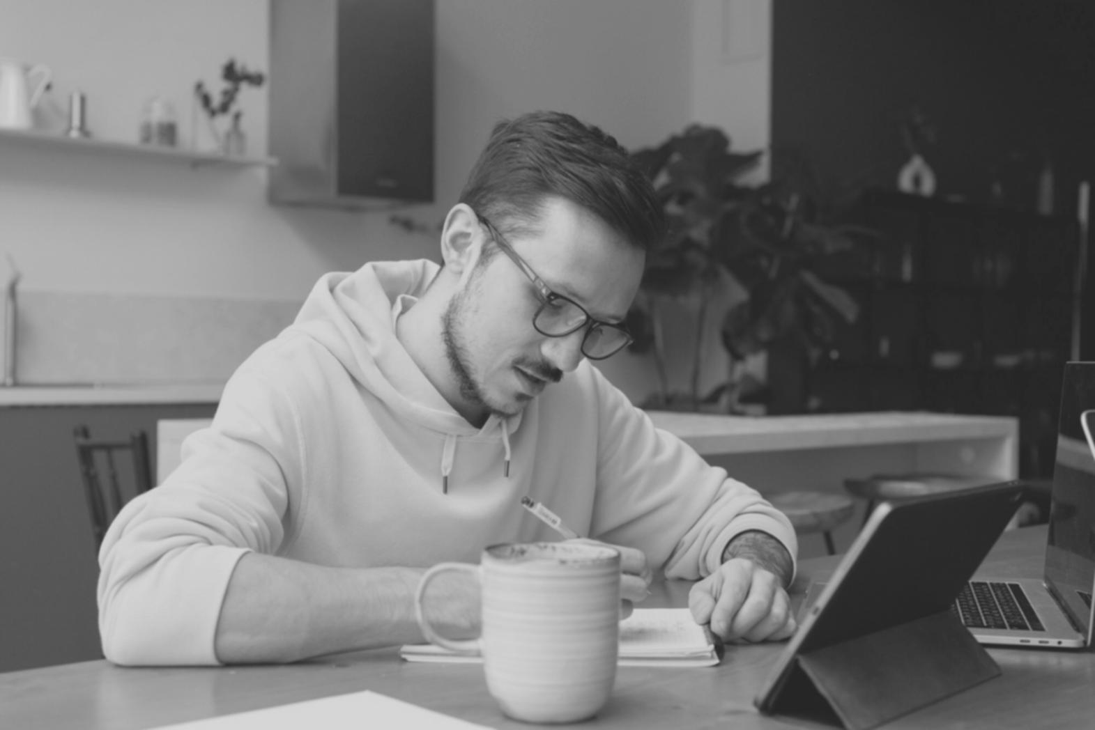 Ambiente de aprendizaje colaborativo en análisis financiero