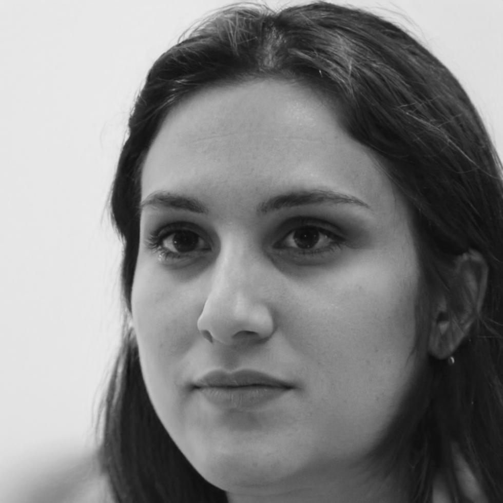 Carmen Herrera, Directora de Análisis Financiero